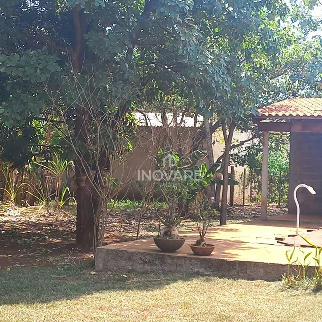 Sítio / Rancho com 2 quartos à venda, 4300m2 em Jardim Morumbi, Itumbiara - GO - imagem 6 Foto 6 de Sítio / Rancho com 2 quartos à venda, 4300m2 em Jardim Morumbi, Itumbiara - GO