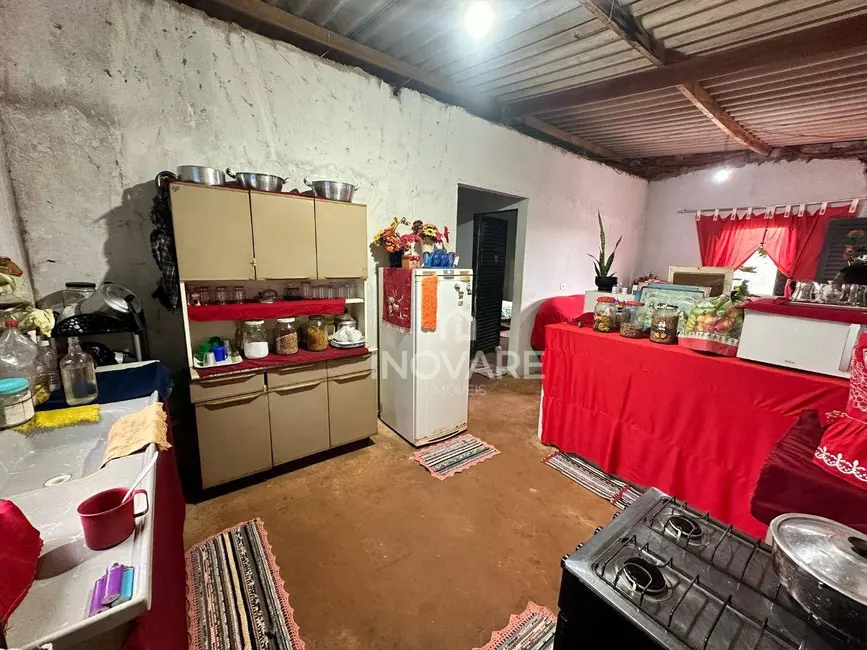 Foto 5 de Casa com 2 quartos à venda, 250m2 em Itumbiara - GO