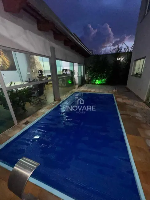 Foto 1 de Casa com 3 quartos à venda, 360m2 em Jardim Liberdade, Itumbiara - GO