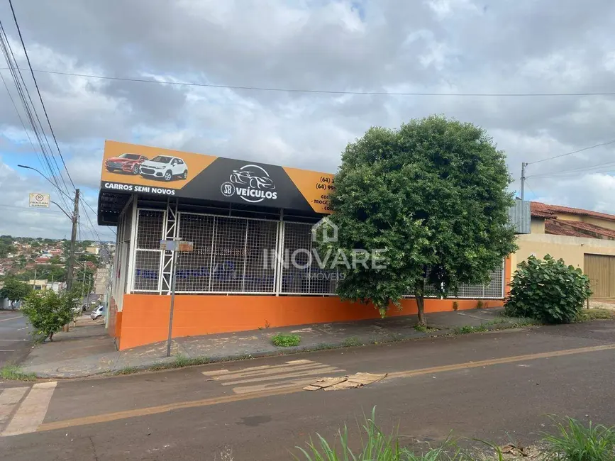 Foto 1 de Armazém / Galpão à venda, 250m2 em Social, Itumbiara - GO