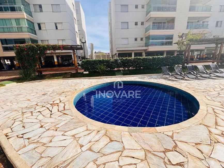 Foto 4 de Apartamento com 3 quartos para alugar em Alto da Boa Vista, Itumbiara - GO