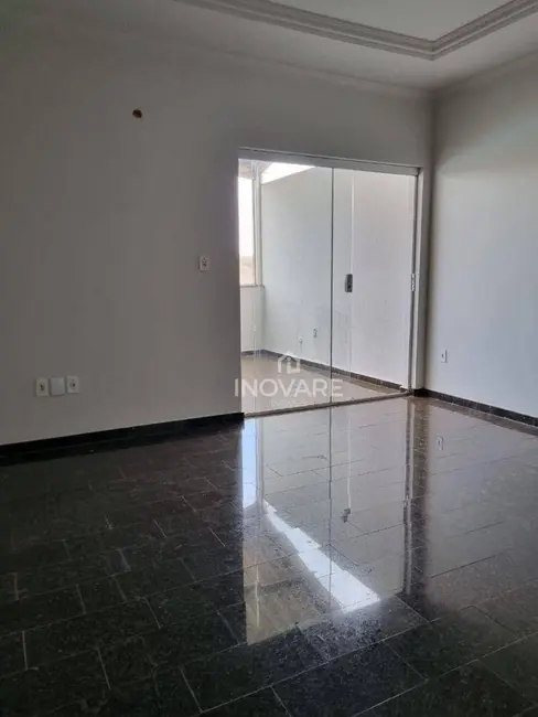 Foto 2 de Apartamento com 2 quartos à venda, 69m2 em Alto da Boa Vista, Itumbiara - GO