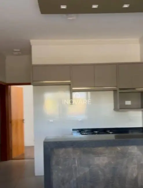 Foto 3 de Kitnet com 2 quartos à venda, 65m2 em Arapora - MG