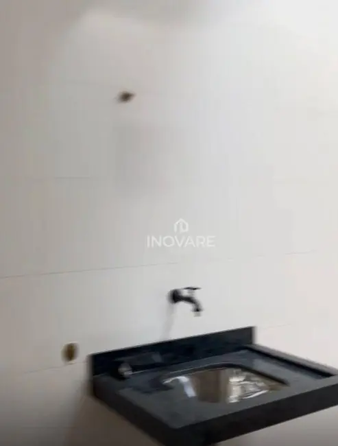 Foto 8 de Kitnet com 2 quartos à venda, 65m2 em Arapora - MG