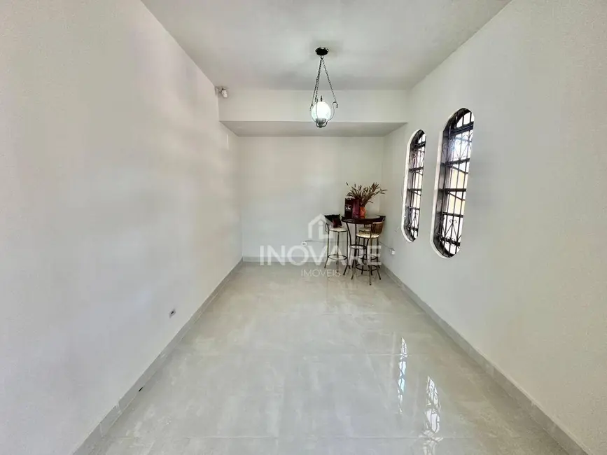 Foto 4 de Casa com 4 quartos à venda, 360m2 em Centro, Itumbiara - GO