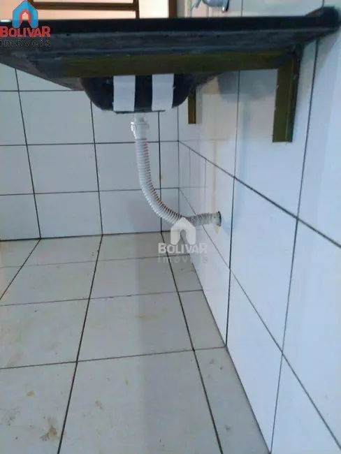 Casa com 2 quartos para alugar em Arapora - MG - imagem 7 Foto 7 de Casa com 2 quartos para alugar em Arapora - MG
