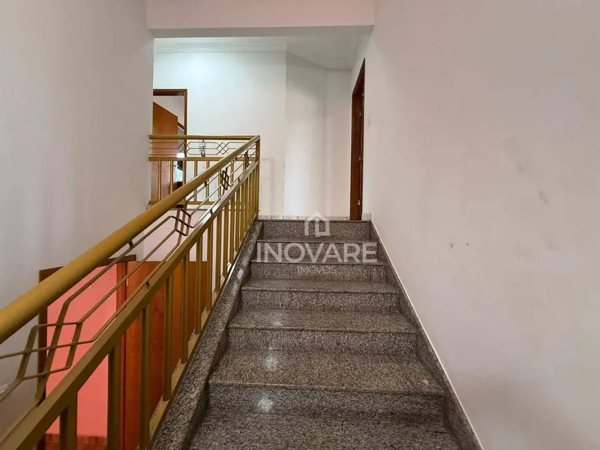 Casa com 3 quartos à venda, 360m2 em Alto da Boa Vista, Itumbiara - GO - imagem 3 Foto 3 de Casa com 3 quartos à venda, 360m2 em Alto da Boa Vista, Itumbiara - GO