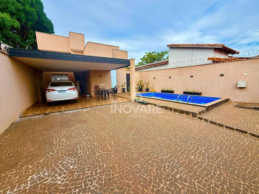 Foto 1 de Casa com 3 quartos à venda, 125m2 em Jardim Liberdade, Itumbiara - GO