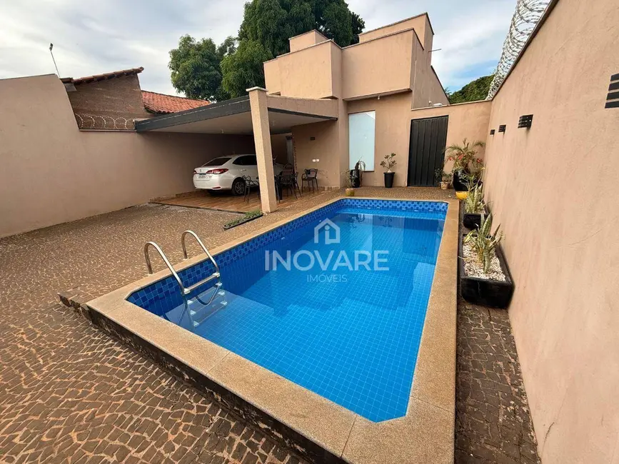 Foto 2 de Casa com 3 quartos à venda, 125m2 em Jardim Liberdade, Itumbiara - GO
