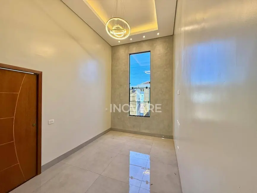 Casa com 3 quartos à venda, 180m2 em Parque Vale dos Buritys III, Itumbiara - GO - imagem 5 Foto 5 de Casa com 3 quartos à venda, 180m2 em Parque Vale dos Buritys III, Itumbiara - GO