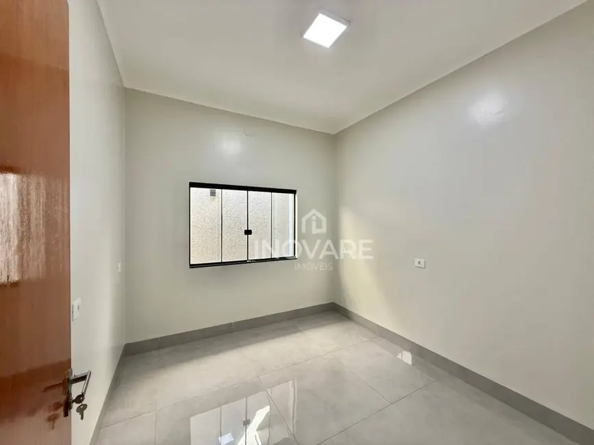 Casa com 3 quartos à venda, 180m2 em Parque Vale dos Buritys III, Itumbiara - GO - imagem 9 Foto 9 de Casa com 3 quartos à venda, 180m2 em Parque Vale dos Buritys III, Itumbiara - GO