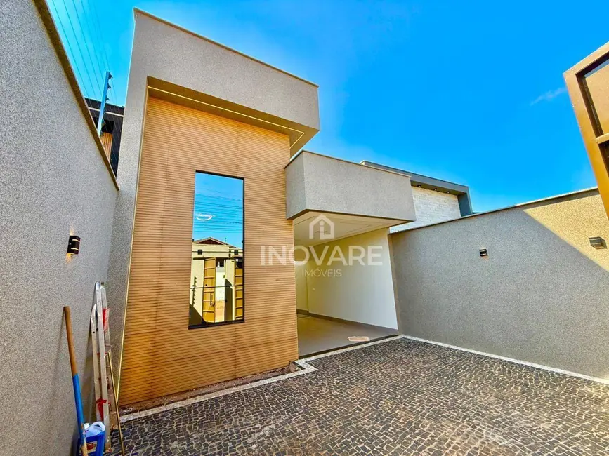 Casa com 3 quartos à venda, 180m2 em Parque Vale dos Buritys III, Itumbiara - GO - imagem 3 Foto 3 de Casa com 3 quartos à venda, 180m2 em Parque Vale dos Buritys III, Itumbiara - GO