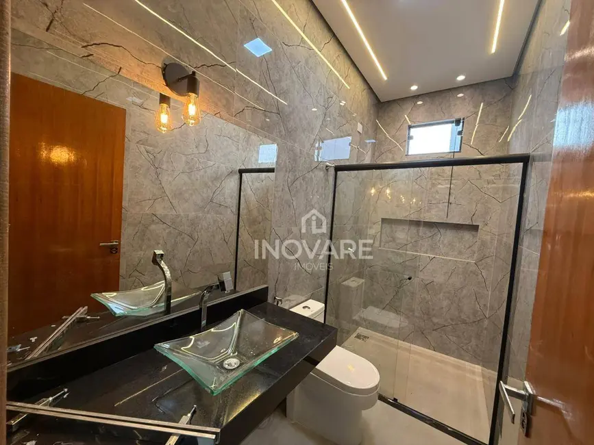 Casa com 3 quartos à venda, 180m2 em Parque Vale dos Buritys III, Itumbiara - GO - imagem 8 Foto 8 de Casa com 3 quartos à venda, 180m2 em Parque Vale dos Buritys III, Itumbiara - GO