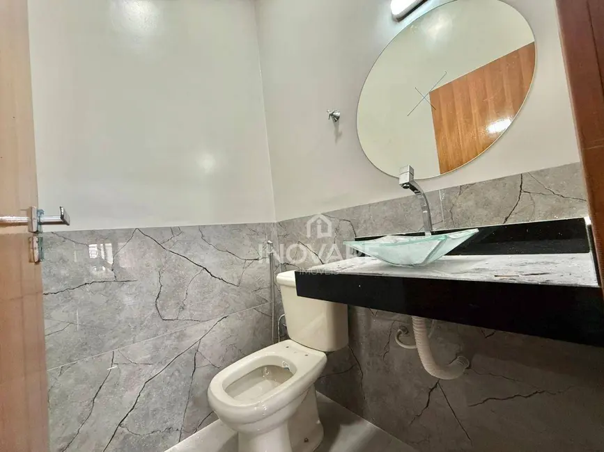 Casa com 3 quartos à venda, 180m2 em Parque Vale dos Buritys III, Itumbiara - GO - imagem 8 Foto 8 de Casa com 3 quartos à venda, 180m2 em Parque Vale dos Buritys III, Itumbiara - GO