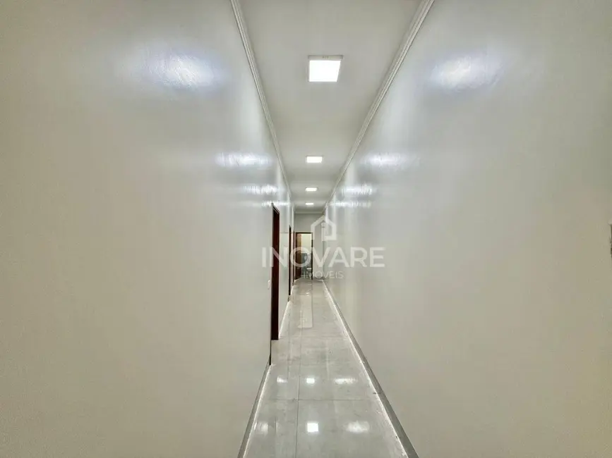 Casa com 3 quartos à venda, 180m2 em Parque Vale dos Buritys III, Itumbiara - GO - imagem 7 Foto 7 de Casa com 3 quartos à venda, 180m2 em Parque Vale dos Buritys III, Itumbiara - GO