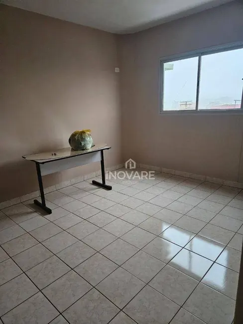 Apartamento com 3 quartos à venda, 99m2 em Itumbiara - GO - imagem 8 Foto 8 de Apartamento com 3 quartos à venda, 99m2 em Itumbiara - GO