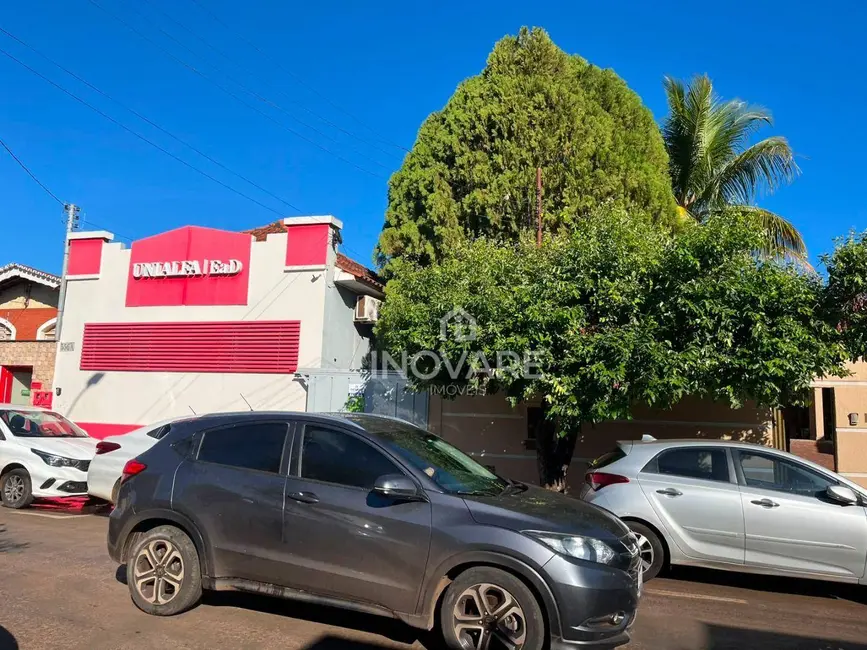 Foto 5 de Casa com 4 quartos para alugar, 300m2 em Itumbiara - GO