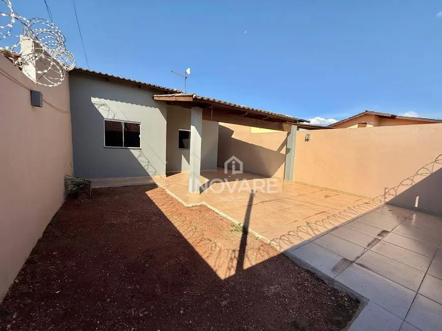 Casa com 2 quartos à venda, 240m2 em Itumbiara - GO - imagem 3 Foto 3 de Casa com 2 quartos à venda, 240m2 em Itumbiara - GO