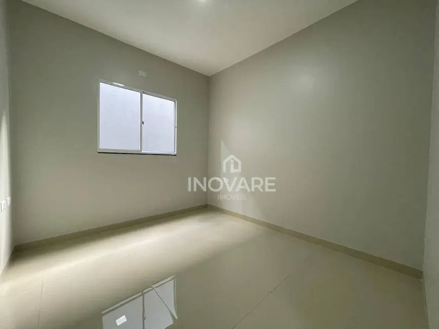 Casa com 3 quartos à venda, 180m2 em Setor Planalto, Itumbiara - GO - imagem 7 Foto 7 de Casa com 3 quartos à venda, 180m2 em Setor Planalto, Itumbiara - GO