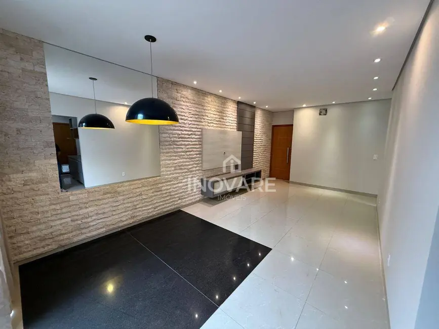 Foto 1 de Casa de Condomínio com 3 quartos à venda, 73m2 em Arapora - MG