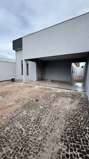 Foto 1 de Casa com 3 quartos à venda, 300m2 em Jardim Liberdade, Itumbiara - GO
