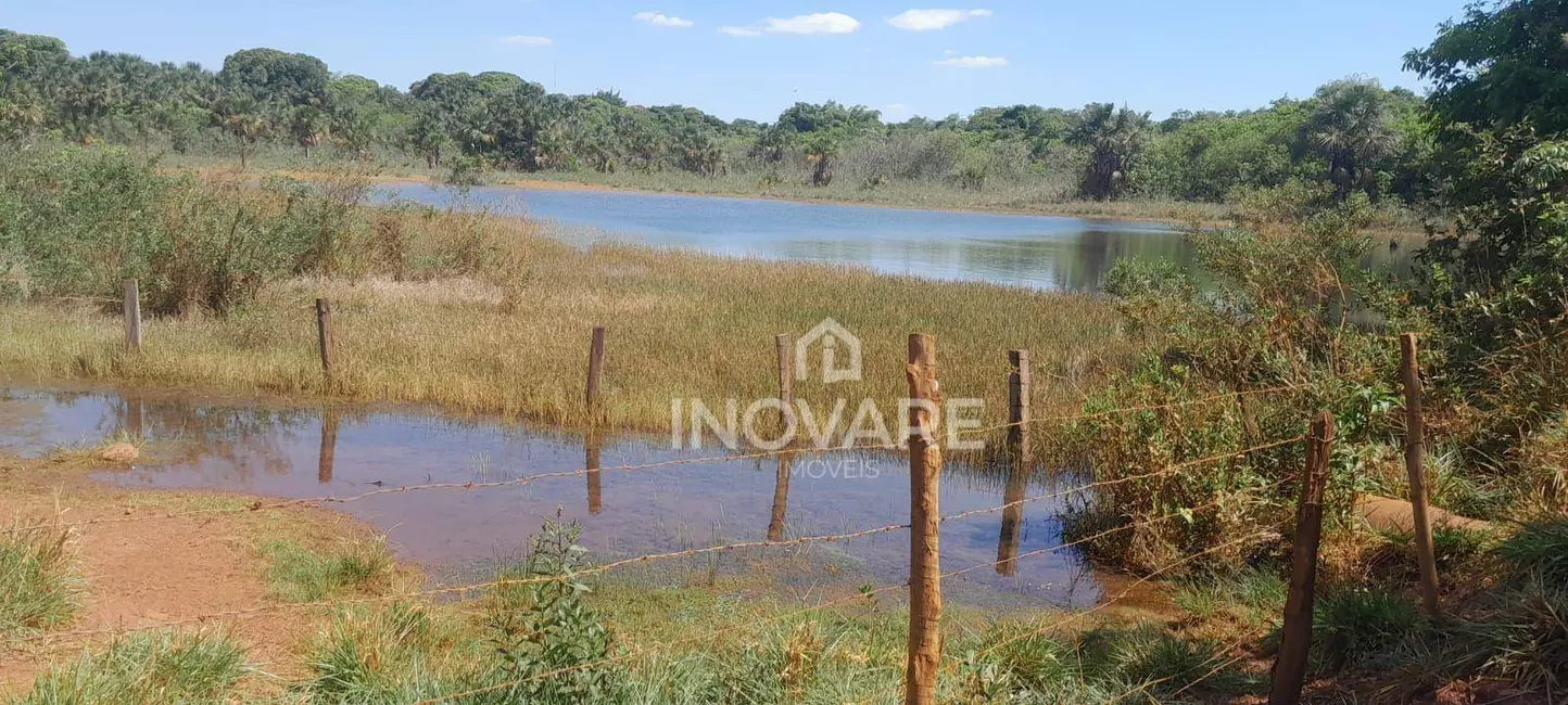 Foto 2 de Sítio / Rancho com 1 quarto à venda, 48m2 em Arapora - MG