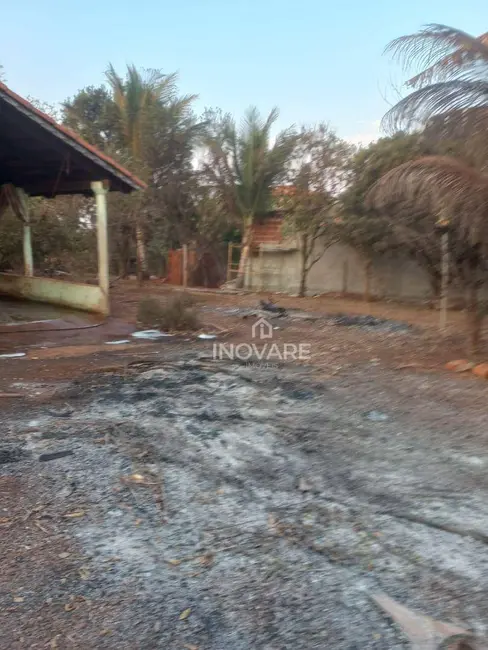 Foto 3 de Sítio / Rancho com 2 quartos à venda, 1000m2 em Itumbiara - GO