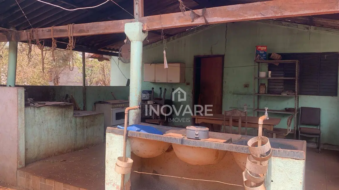 Foto 6 de Sítio / Rancho com 2 quartos à venda, 1000m2 em Itumbiara - GO