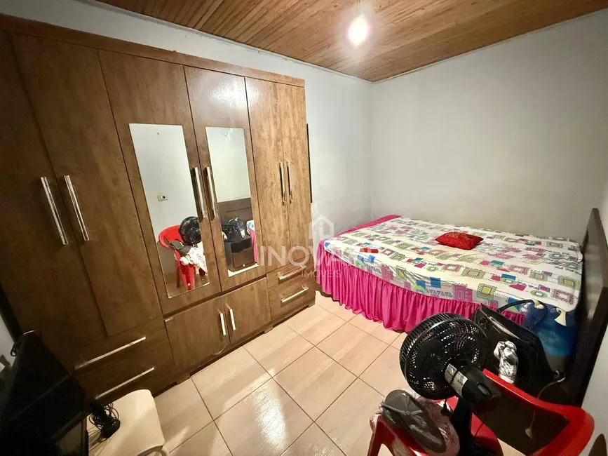 Casa com 3 quartos à venda, 360m2 em Setor Novo Horizonte, Itumbiara - GO - imagem 8 Foto 8 de Casa com 3 quartos à venda, 360m2 em Setor Novo Horizonte, Itumbiara - GO