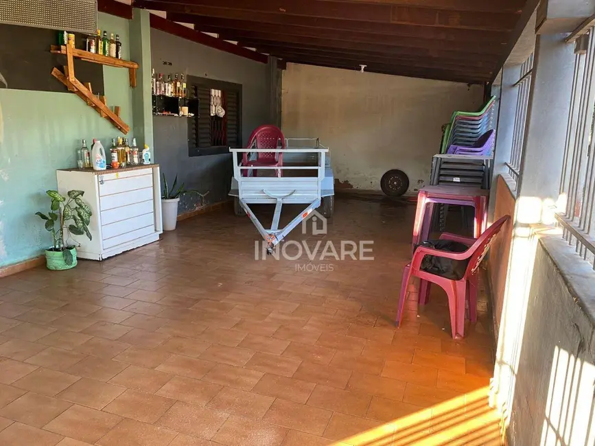 Casa com 2 quartos à venda, 175m2 em Setor Novo Horizonte, Itumbiara - GO - imagem 1 Foto 1 de Casa com 2 quartos à venda, 175m2 em Setor Novo Horizonte, Itumbiara - GO