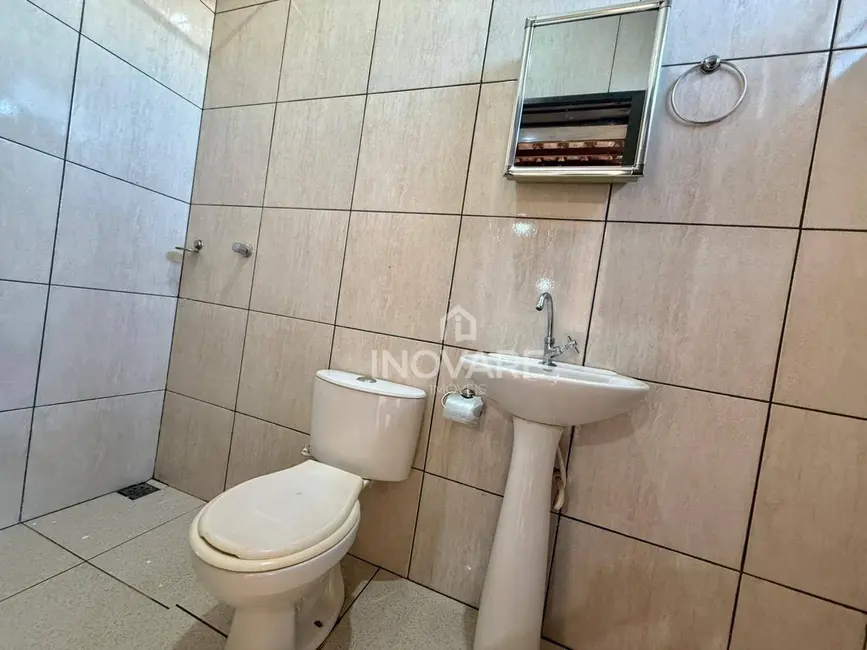Casa com 2 quartos para alugar, 153m2 em Itumbiara - GO - imagem 8 Foto 8 de Casa com 2 quartos para alugar, 153m2 em Itumbiara - GO