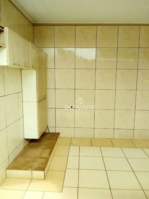 Casa com 3 quartos à venda, 220m2 em Centro, Itumbiara - GO - imagem 5 Foto 5 de Casa com 3 quartos à venda, 220m2 em Centro, Itumbiara - GO