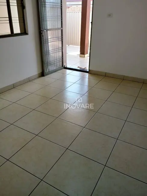 Foto 1 de Casa com 3 quartos à venda, 220m2 em Centro, Itumbiara - GO