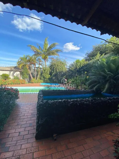 Foto 12 de Casa à venda em Itumbiara - GO