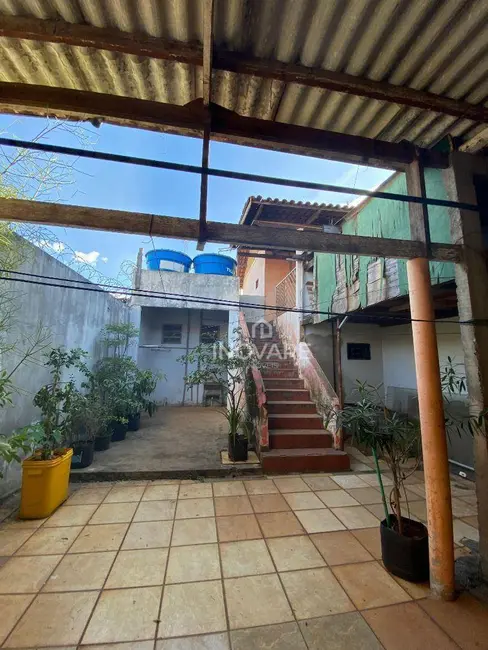 Foto 15 de Casa à venda em Itumbiara - GO