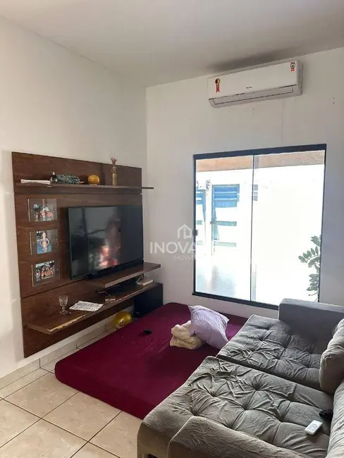 Casa com 2 quartos à venda, 240m2 em Setor Buritys, Itumbiara - GO - imagem 4 Foto 4 de Casa com 2 quartos à venda, 240m2 em Setor Buritys, Itumbiara - GO