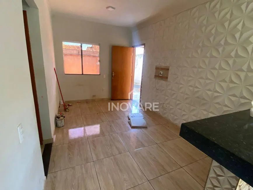 Casa com 2 quartos à venda, 250m2 em Jardim Liberdade, Itumbiara - GO - imagem 3 Foto 3 de Casa com 2 quartos à venda, 250m2 em Jardim Liberdade, Itumbiara - GO