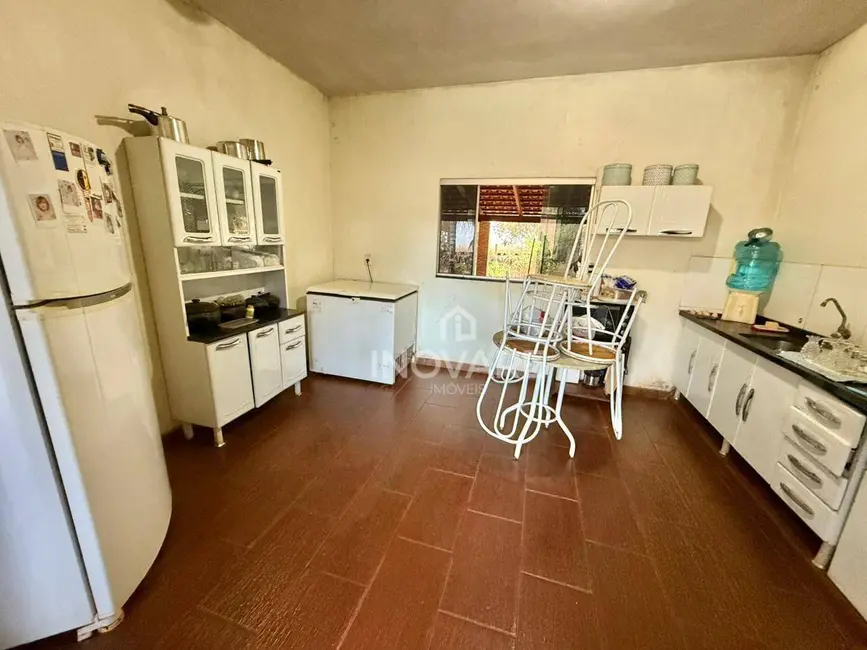 Chácara com 4 quartos à venda, 5000m2 em Itumbiara - GO - imagem 6 Foto 6 de Chácara com 4 quartos à venda, 5000m2 em Itumbiara - GO