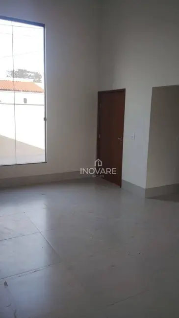 Casa com 2 quartos à venda, 250m2 em Jardim Morumbi, Itumbiara - GO - imagem 5 Foto 5 de Casa com 2 quartos à venda, 250m2 em Jardim Morumbi, Itumbiara - GO