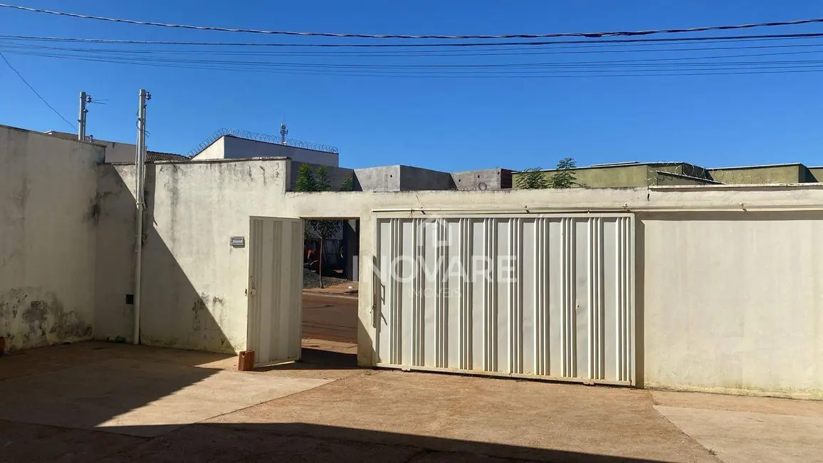 Foto 2 de Casa com 3 quartos à venda, 203m2 em Paranaíba, Itumbiara - GO