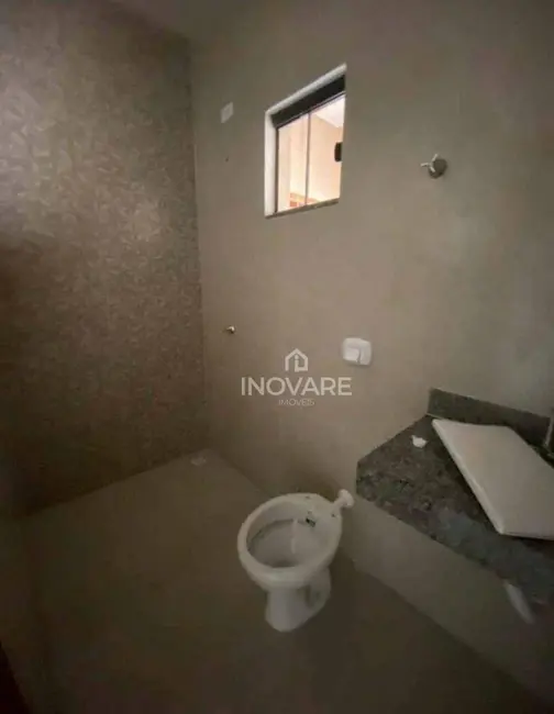 Casa com 2 quartos à venda, 180m2 em Setor Buritys, Itumbiara - GO - imagem 5 Foto 5 de Casa com 2 quartos à venda, 180m2 em Setor Buritys, Itumbiara - GO