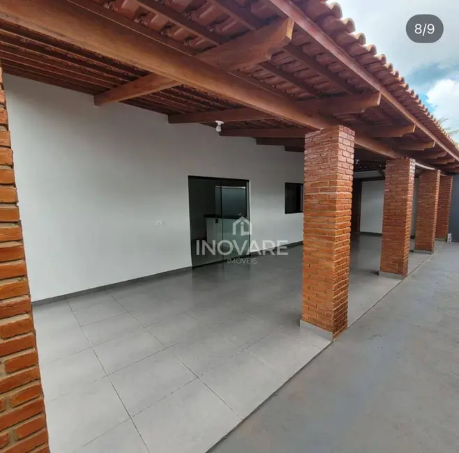 Casa com 2 quartos à venda, 180m2 em Setor Luz, Itumbiara - GO - imagem 1 Foto 1 de Casa com 2 quartos à venda, 180m2 em Setor Luz, Itumbiara - GO