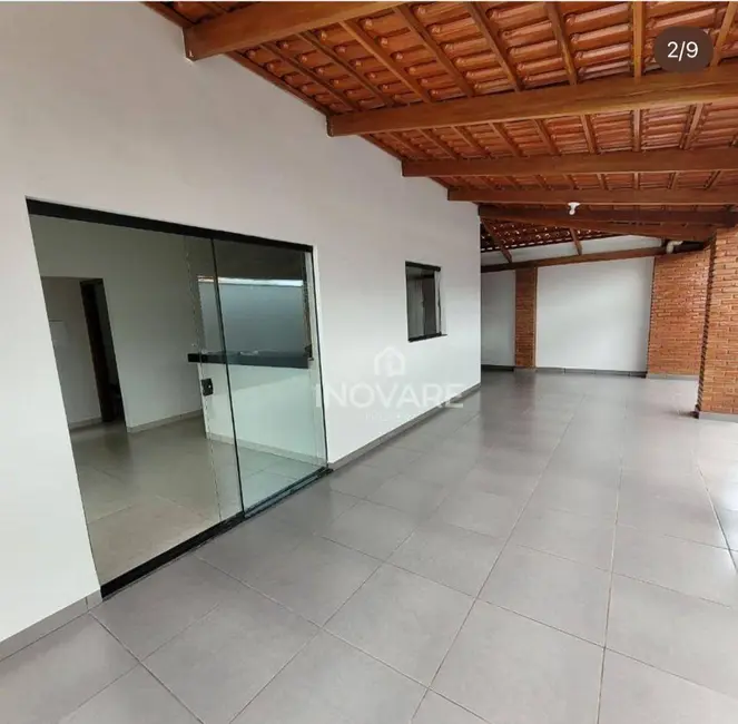 Casa com 2 quartos à venda, 180m2 em Setor Luz, Itumbiara - GO - imagem 3 Foto 3 de Casa com 2 quartos à venda, 180m2 em Setor Luz, Itumbiara - GO