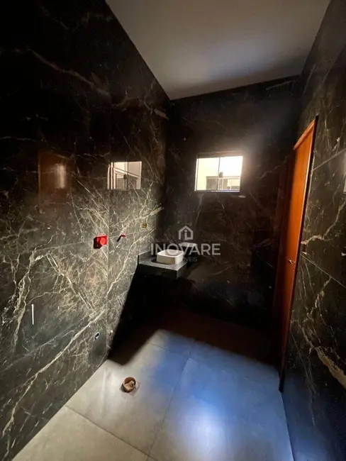 Casa com 3 quartos à venda, 180m2 em Parque Vale dos Buritys III, Itumbiara - GO - imagem 9 Foto 9 de Casa com 3 quartos à venda, 180m2 em Parque Vale dos Buritys III, Itumbiara - GO