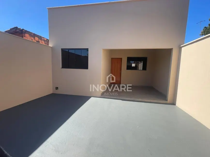 Foto 1 de Casa com 3 quartos à venda, 180m2 em Parque Vale dos Buritys III, Itumbiara - GO