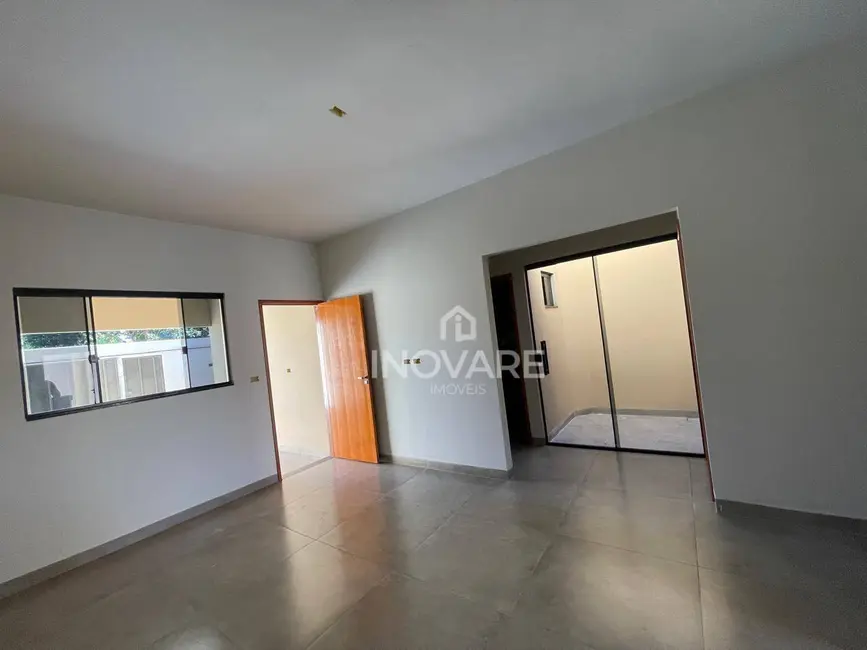 Casa com 3 quartos à venda, 180m2 em Parque Vale dos Buritys III, Itumbiara - GO - imagem 5 Foto 5 de Casa com 3 quartos à venda, 180m2 em Parque Vale dos Buritys III, Itumbiara - GO