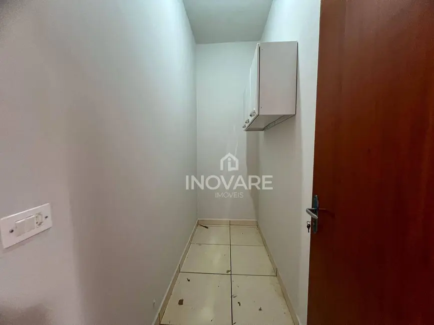 Casa com 3 quartos à venda, 220m2 em Jardim Bandeirantes, Itumbiara - GO - imagem 6 Foto 6 de Casa com 3 quartos à venda, 220m2 em Jardim Bandeirantes, Itumbiara - GO