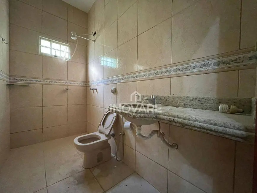 Casa com 4 quartos à venda, 360m2 em Jardim Leonora, Itumbiara - GO - imagem 8 Foto 8 de Casa com 4 quartos à venda, 360m2 em Jardim Leonora, Itumbiara - GO