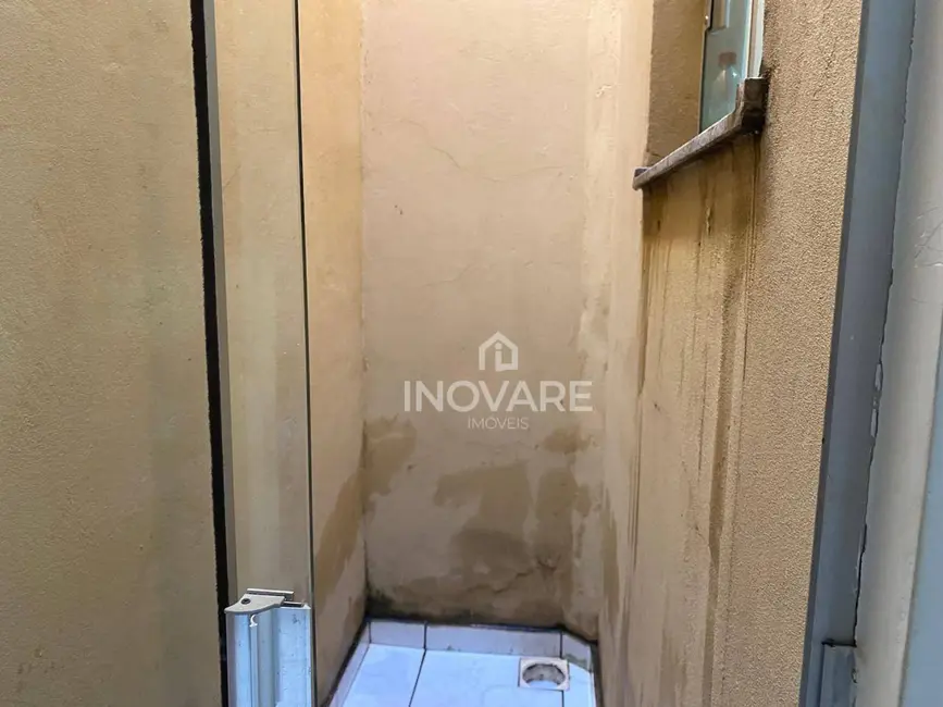 Foto 4 de Casa com 2 quartos à venda, 120m2 em Setor Buritys, Itumbiara - GO