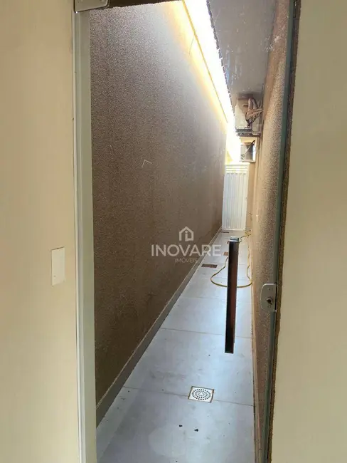 Casa de Condomínio com 3 quartos à venda, 150m2 em Arapora - MG - imagem 9 Foto 9 de Casa de Condomínio com 3 quartos à venda, 150m2 em Arapora - MG